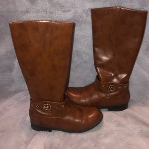 Girls Michael Kors boots. Worn maybe three times!